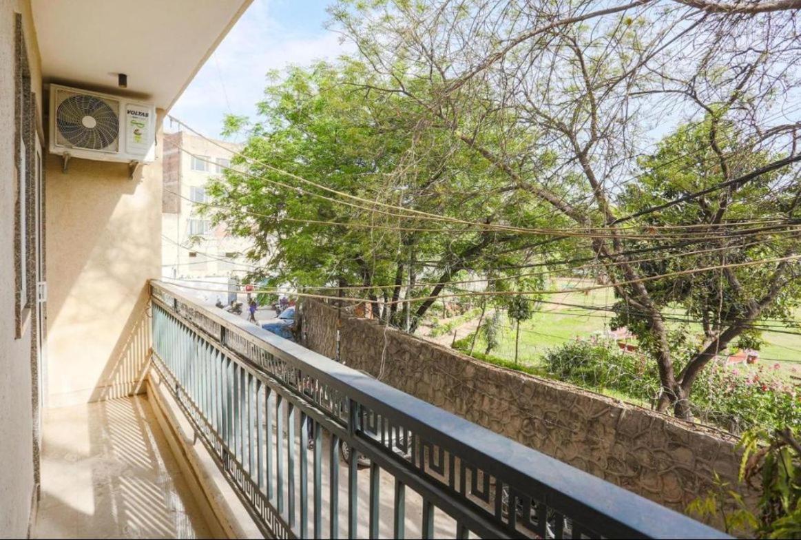 Hotel Aiims New Delhi Exterior photo