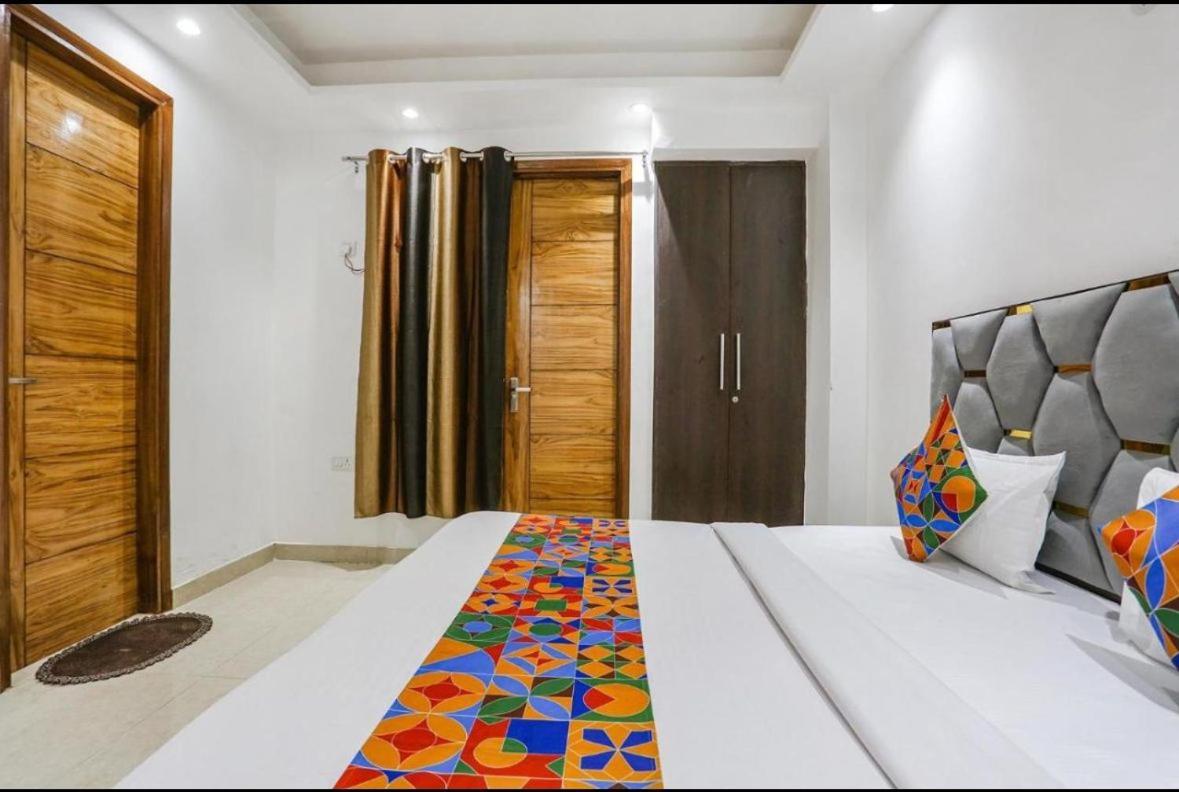 Hotel Aiims New Delhi Exterior photo