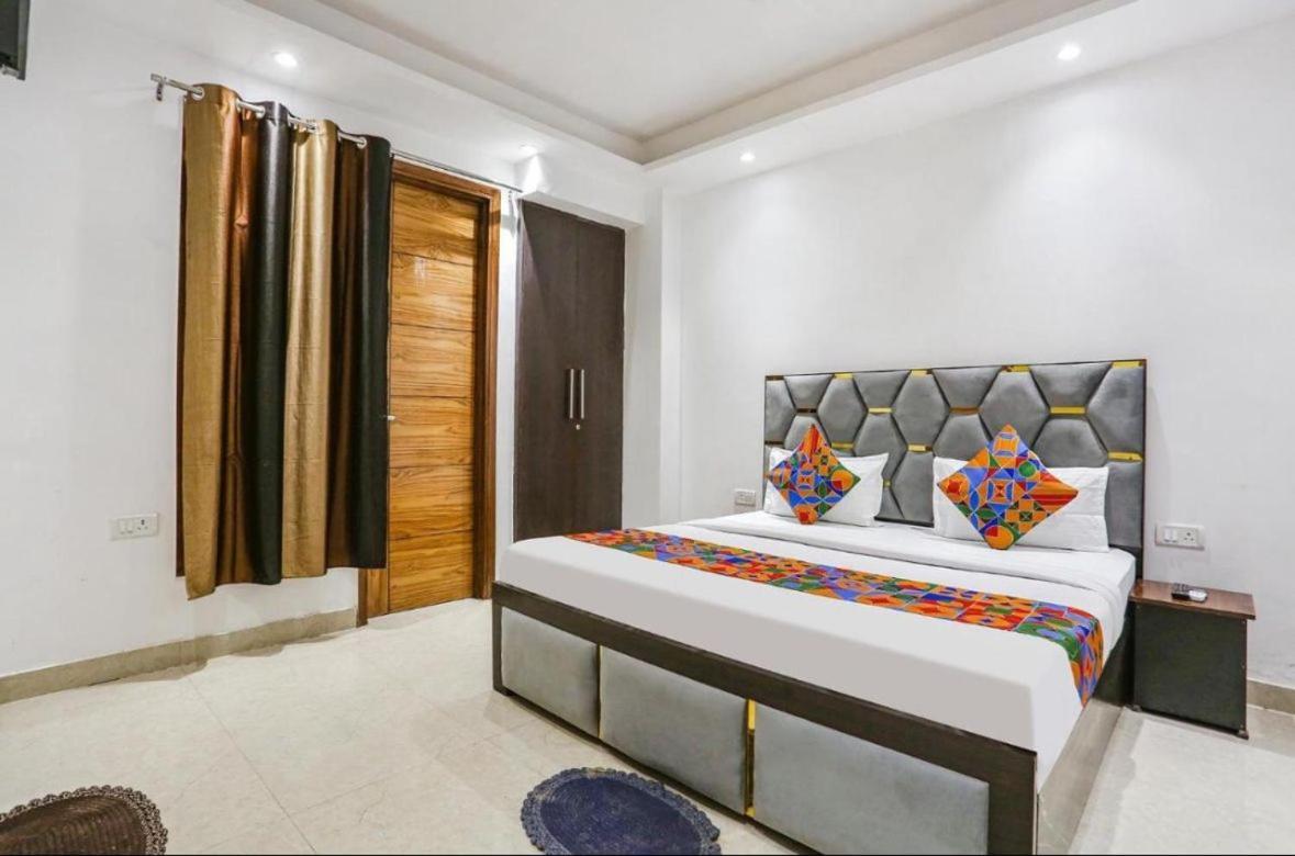 Hotel Aiims New Delhi Exterior photo